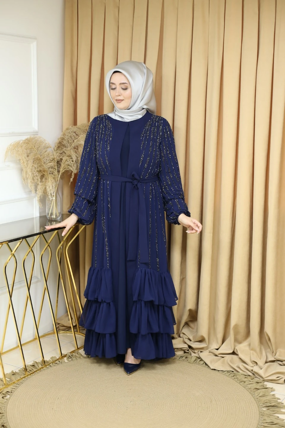TAŞ DETAYLI ABAYA VE İÇ ELBİSE TAKIM 373 KOD