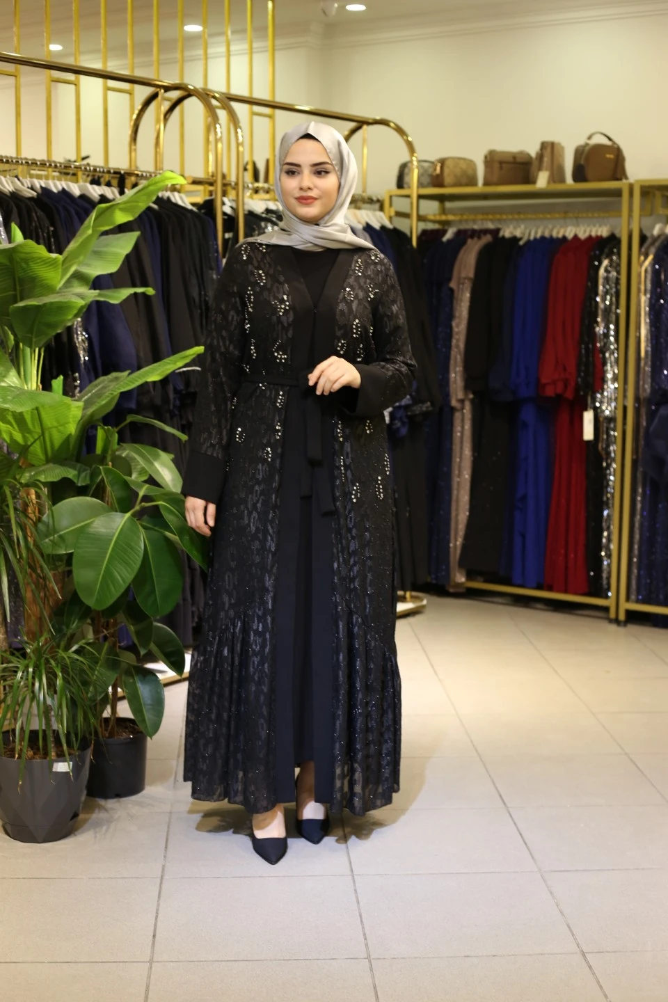 416 KOD KENDİDEN DESENLİ ABAYA TAKIM